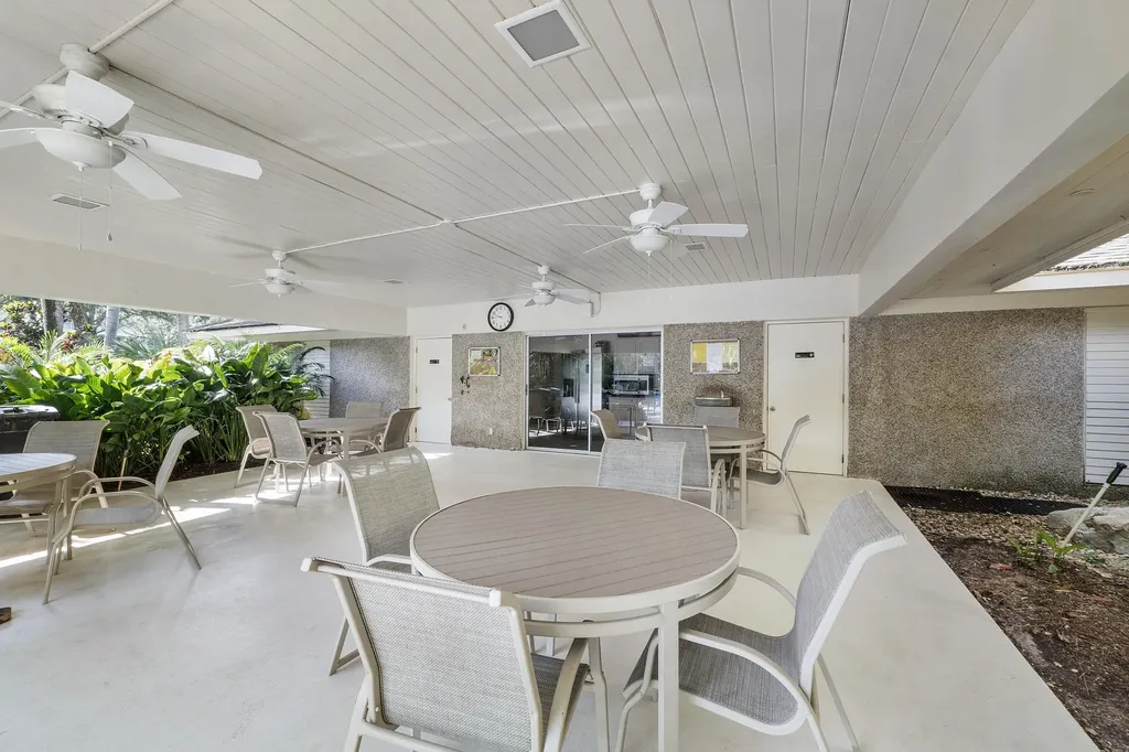 804 Cypress Grove Lane Pompano Beach FL 33069