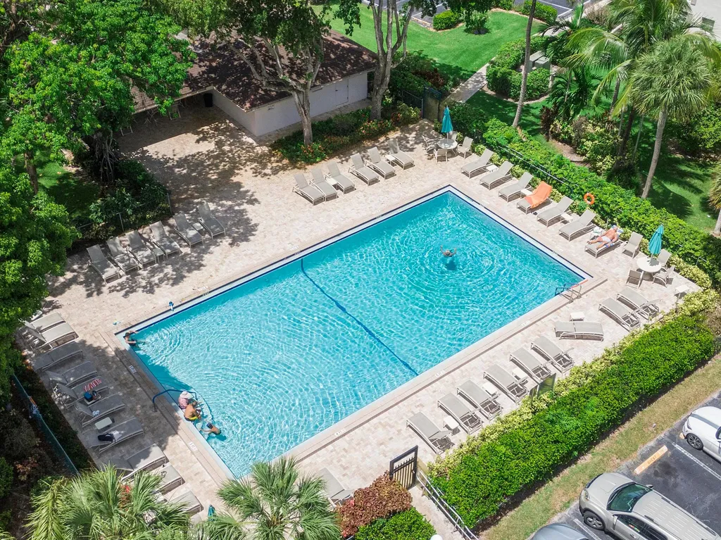 804 Cypress Grove Lane Pompano Beach FL 33069