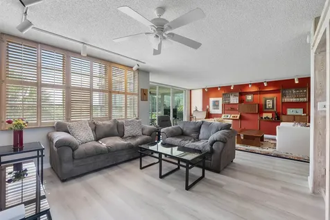 804 Cypress Grove Lane Pompano Beach FL 33069
