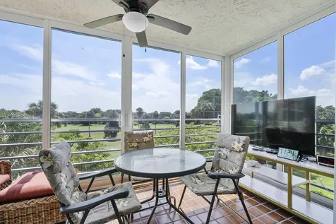 804 Cypress Grove Lane Pompano Beach FL 33069