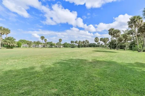 804 Cypress Grove Lane Pompano Beach FL 33069