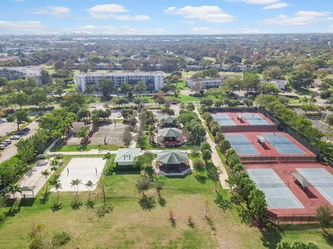 804 Cypress Grove Lane Pompano Beach FL 33069