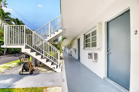 2430 S Federal Highway Boynton Beach FL 33435