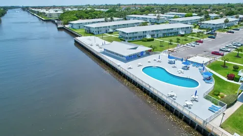 2430 S Federal Highway Boynton Beach FL 33435