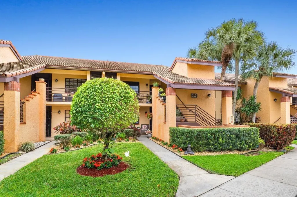 6368 Aspen Glen Circle Boynton Beach FL 33437