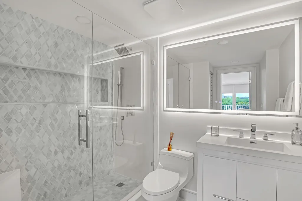 2295 S Ocean Boulevard Palm Beach FL 33480