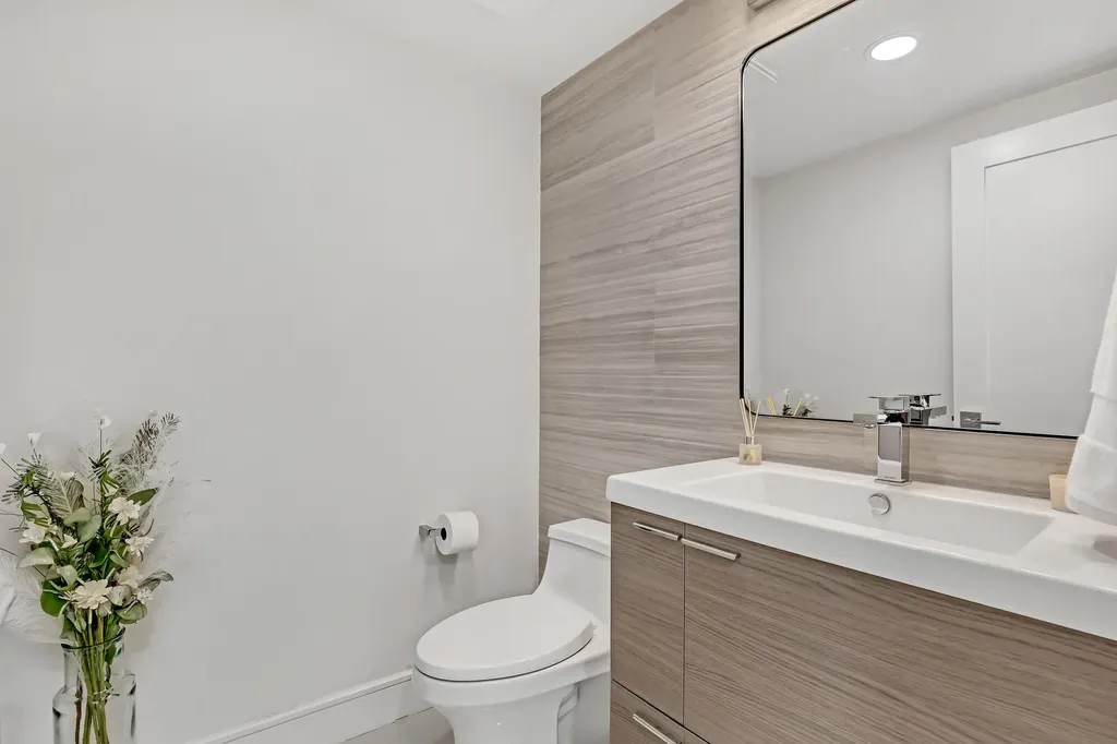 2295 S Ocean Boulevard Palm Beach FL 33480