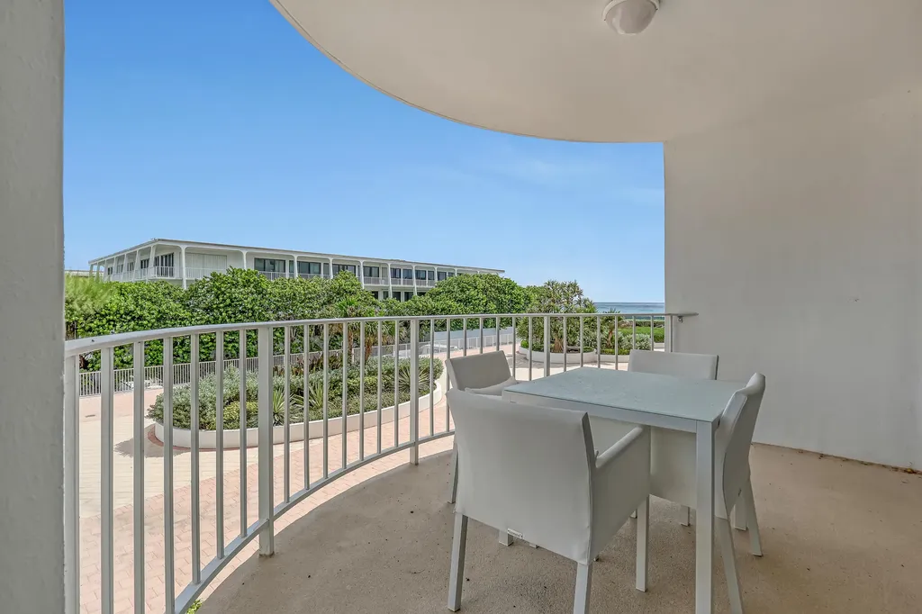 2295 S Ocean Boulevard Palm Beach FL 33480