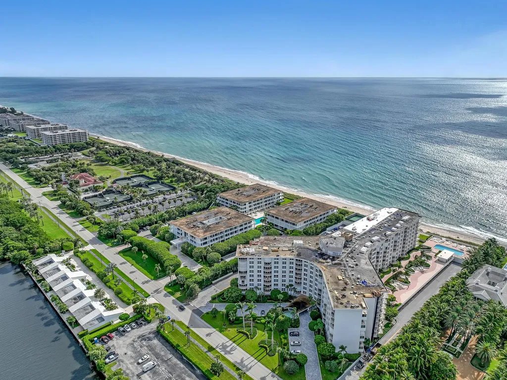2295 S Ocean Boulevard Palm Beach FL 33480