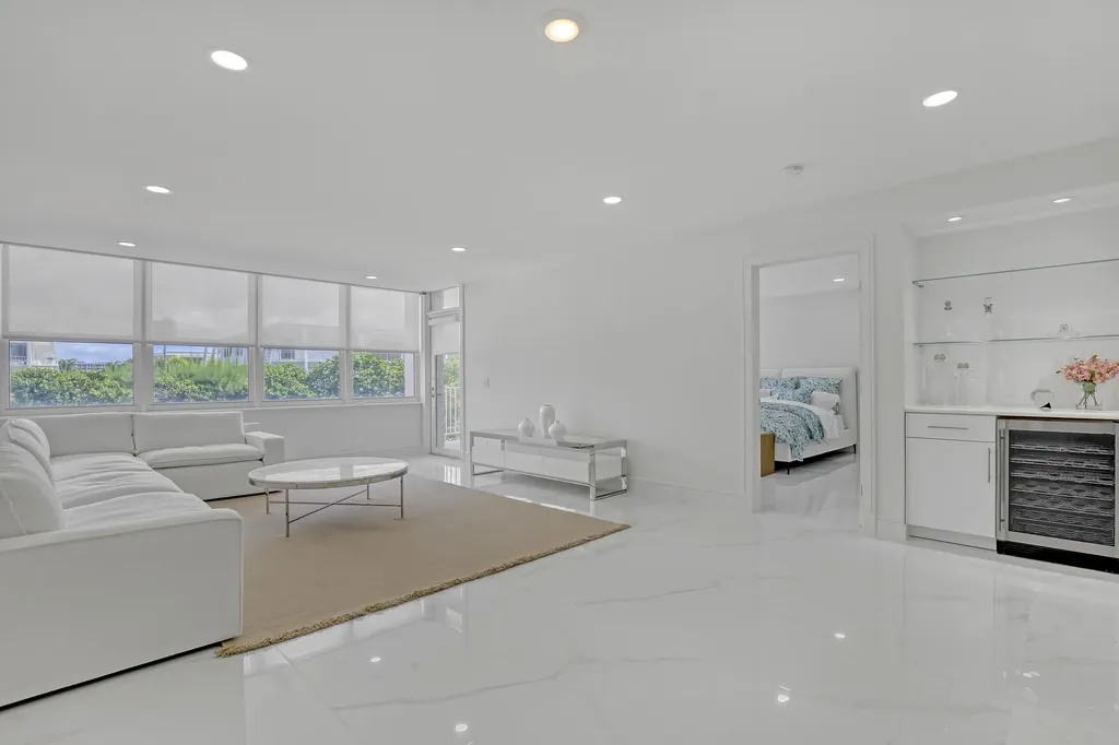 2295 S Ocean Boulevard Palm Beach FL 33480