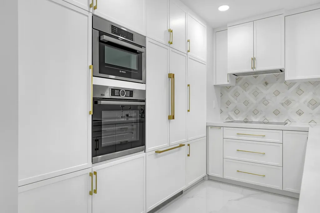 2295 S Ocean Boulevard Palm Beach FL 33480