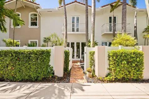 3446 NE 13th Avenue Oakland Park FL 33334
