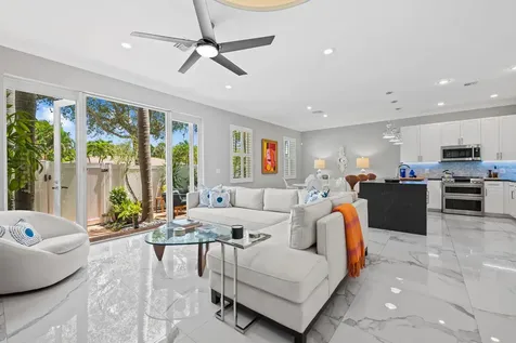 3446 NE 13th Avenue Oakland Park FL 33334
