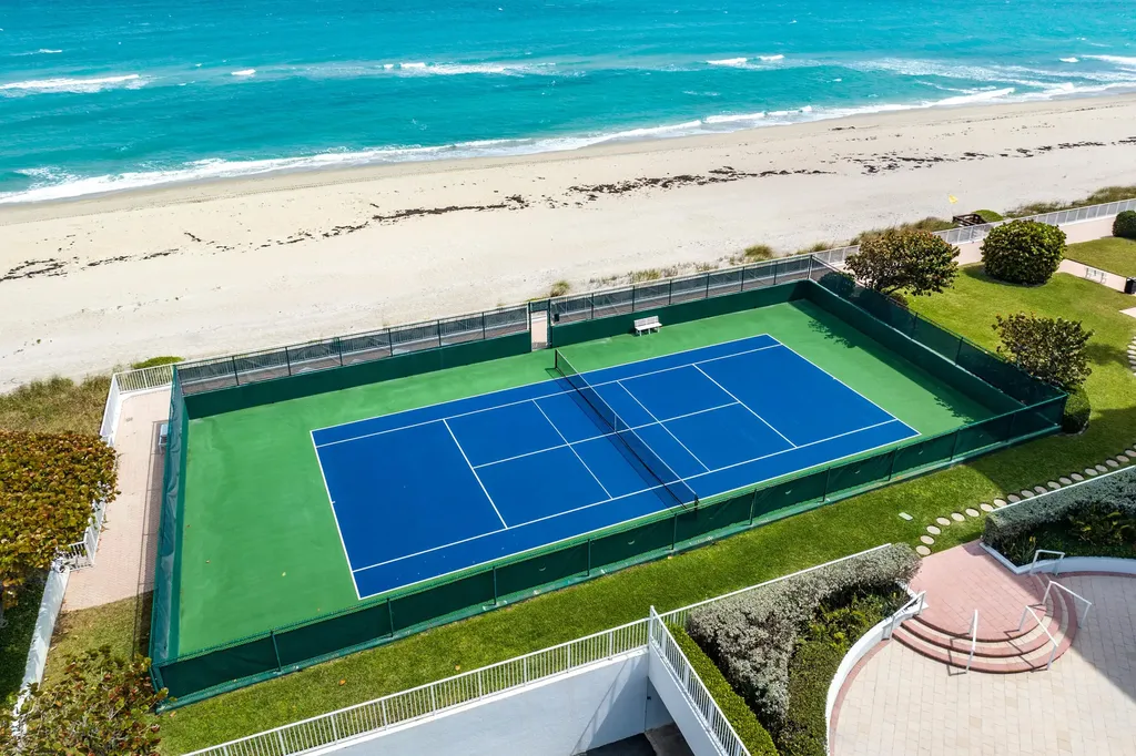 2295 S Ocean Boulevard Palm Beach FL 33480