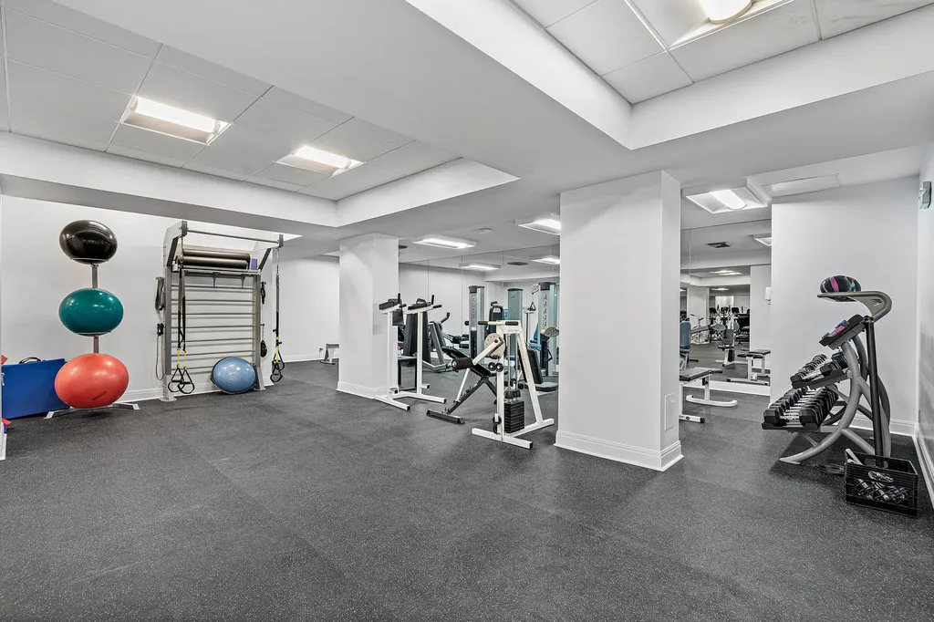 2295 S Ocean Boulevard Palm Beach FL 33480