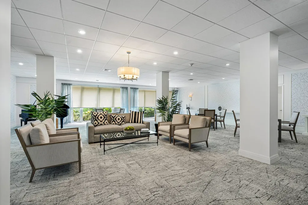 2295 S Ocean Boulevard Palm Beach FL 33480