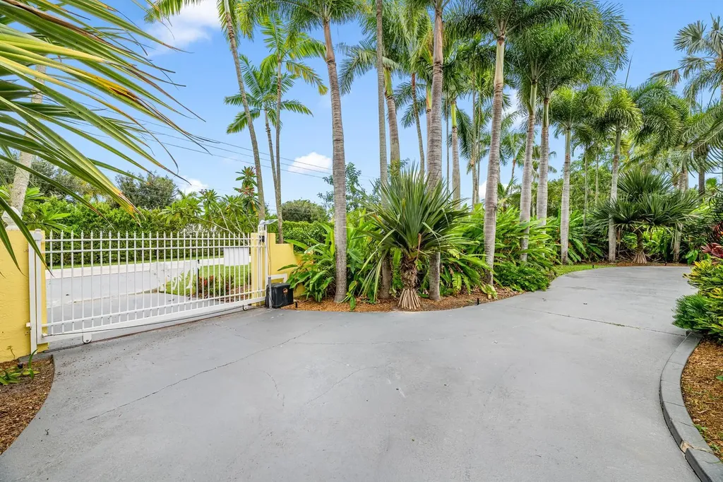 14423 Draft Horse Lane Wellington FL 33414