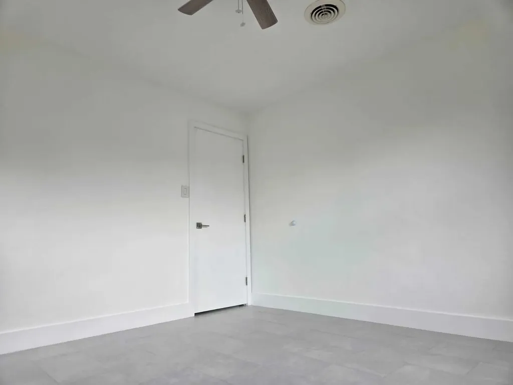 813 S 6th Street Fort Pierce FL 34950