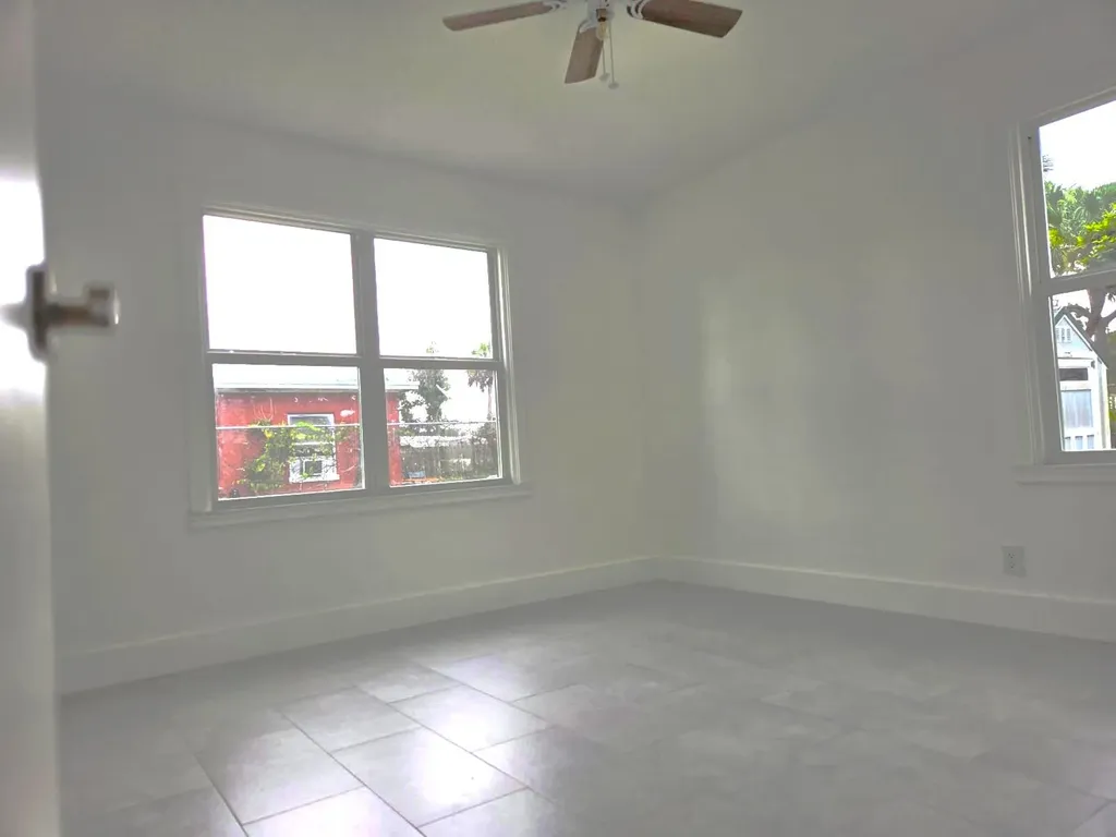 813 S 6th Street Fort Pierce FL 34950