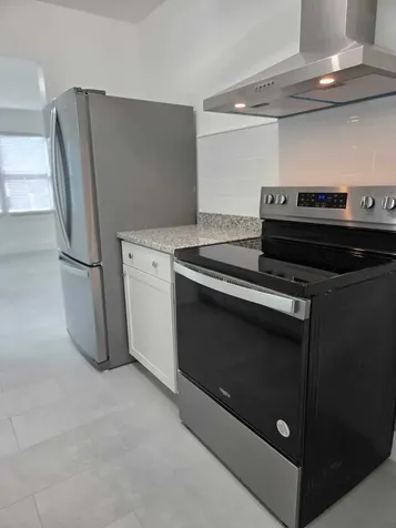 813 S 6th Street Fort Pierce FL 34950