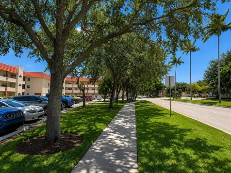 2651 Sunrise Lakes Drive E Sunrise FL 33322
