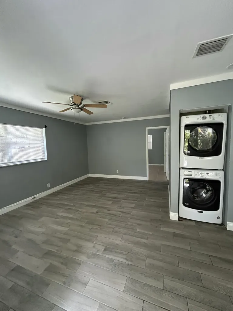 1435 SW 24th Court Fort Lauderdale FL 33315