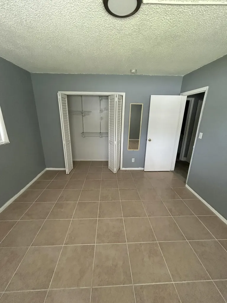 1435 SW 24th Court Fort Lauderdale FL 33315