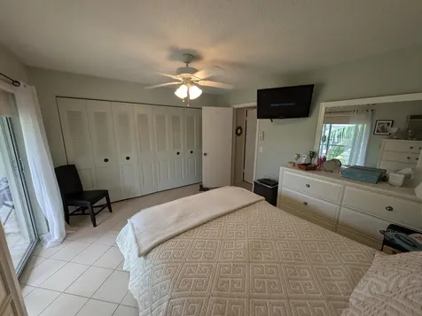 436 Markham T Deerfield Beach FL 33442