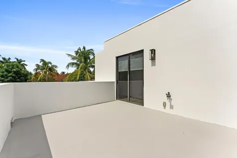 509 38th Street West Palm Beach FL 33407