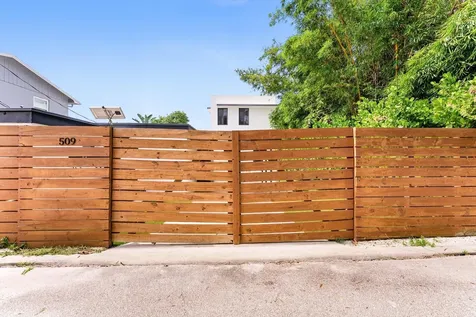 509 38th Street West Palm Beach FL 33407