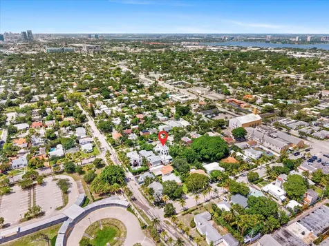 509 38th Street West Palm Beach FL 33407
