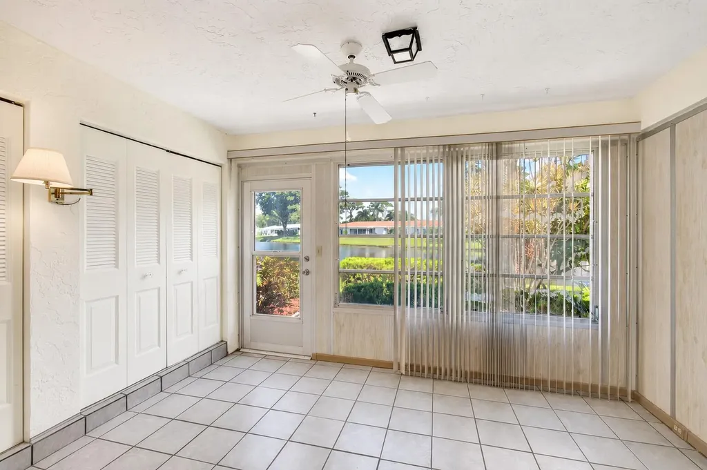 5241 Privet Place Delray Beach FL 33484