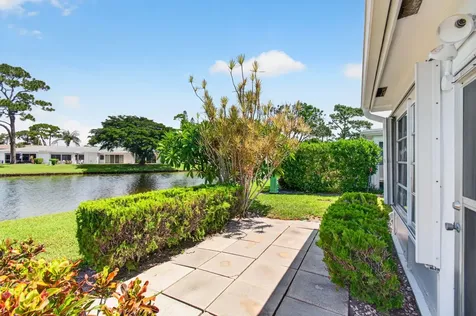 5241 Privet Place Delray Beach FL 33484
