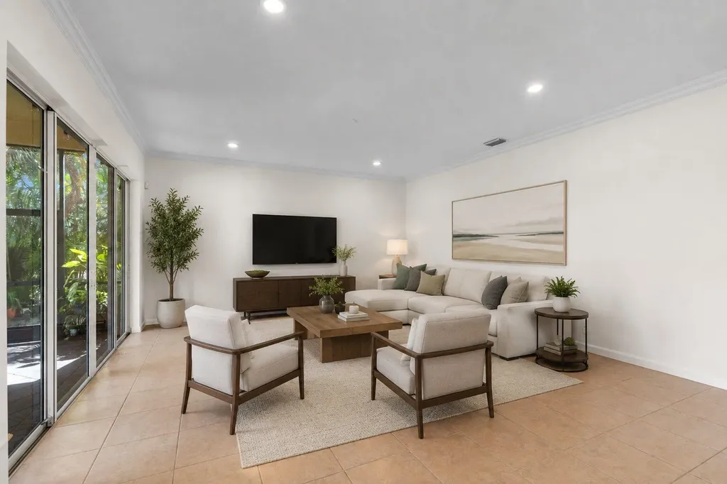 2643 Arbor Lane Royal Palm Beach FL 33411