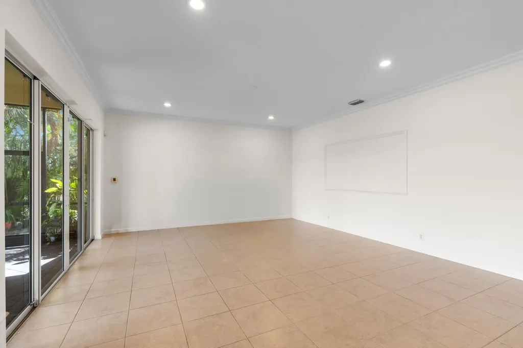 2643 Arbor Lane Royal Palm Beach FL 33411