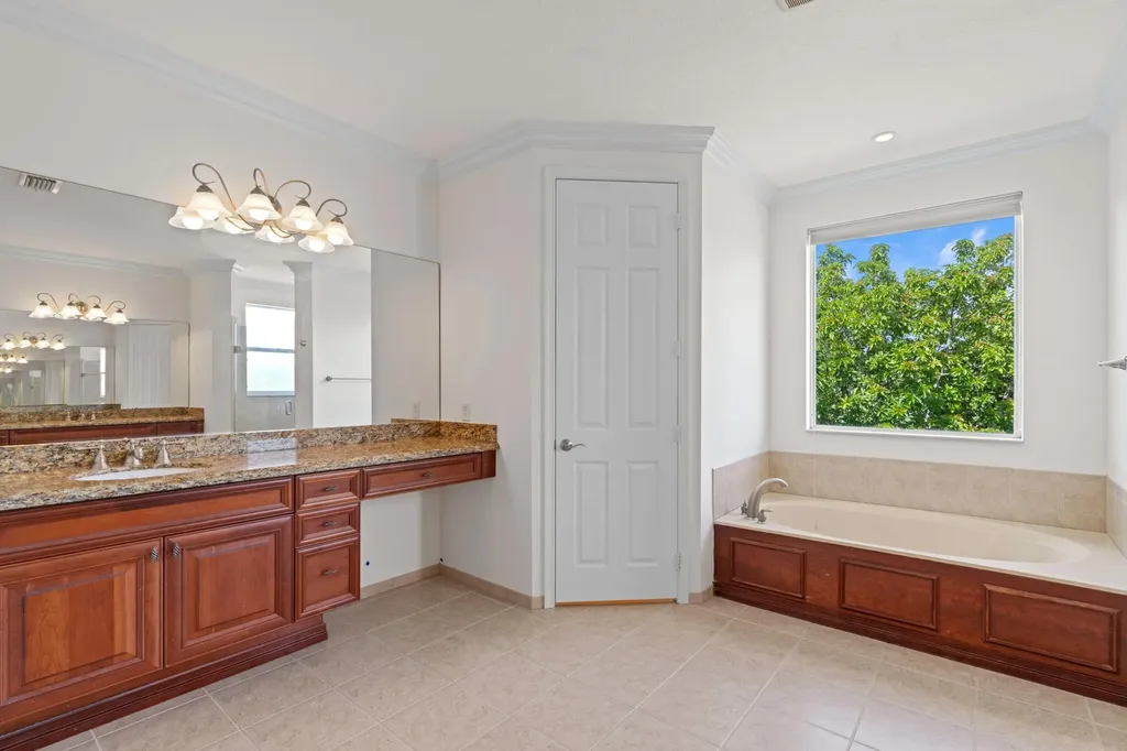 2643 Arbor Lane Royal Palm Beach FL 33411