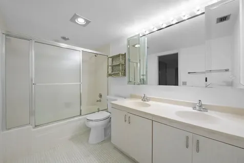 2202 Lucaya Bend Coconut Creek FL 33066