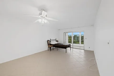 2202 Lucaya Bend Coconut Creek FL 33066