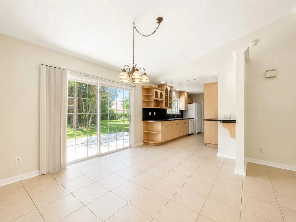 2822 SW Giralda Street Port St Lucie FL 34953