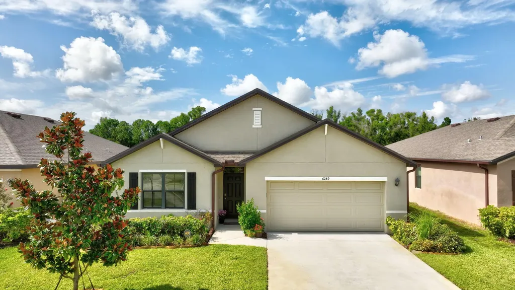 6289 NW Regent Street Port St Lucie FL 34983