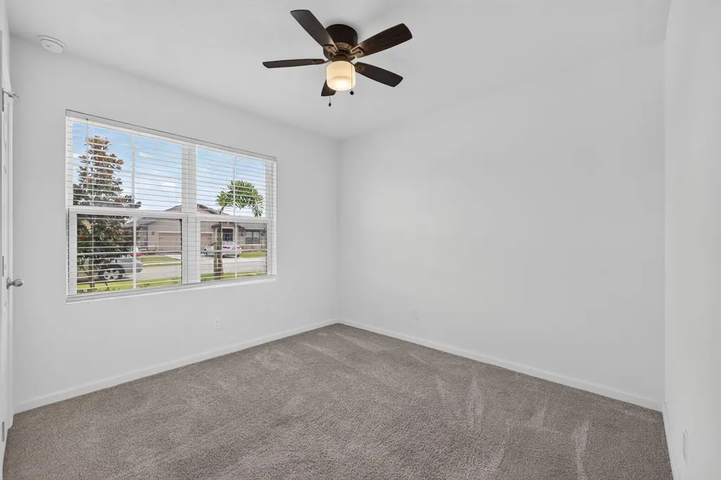 6289 NW Regent Street Port St Lucie FL 34983