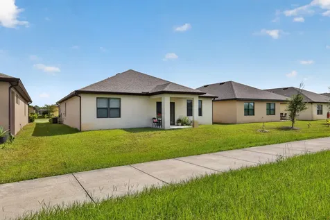 6289 NW Regent Street Port St Lucie FL 34983