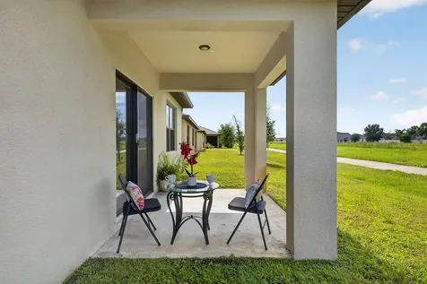 6289 NW Regent Street Port St Lucie FL 34983