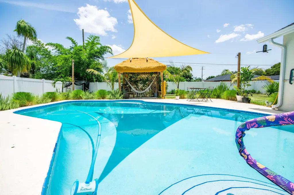 272 SW Fairchild Avenue Port St Lucie FL 34984