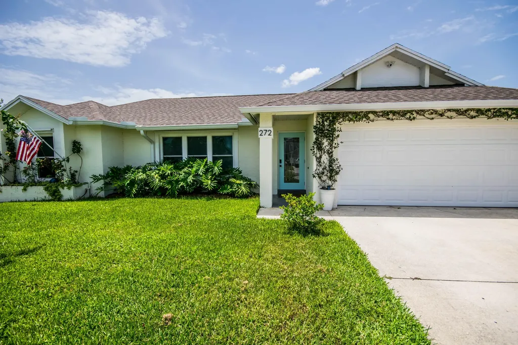 272 SW Fairchild Avenue Port St Lucie FL 34984