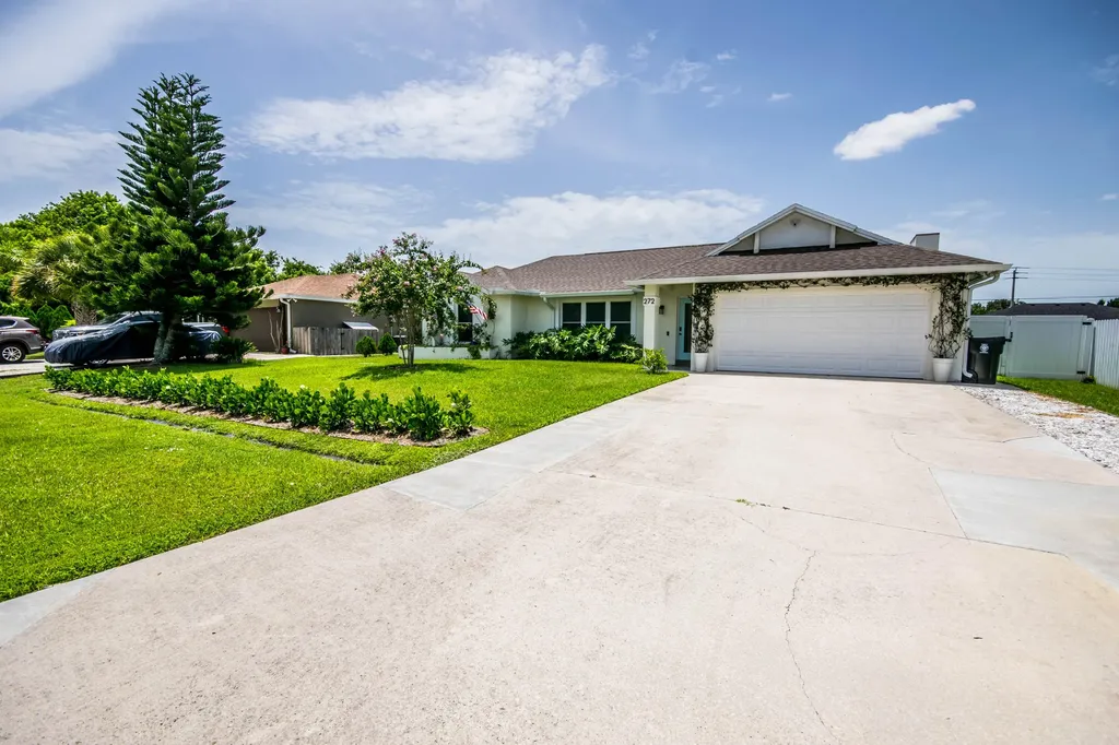 272 SW Fairchild Avenue Port St Lucie FL 34984
