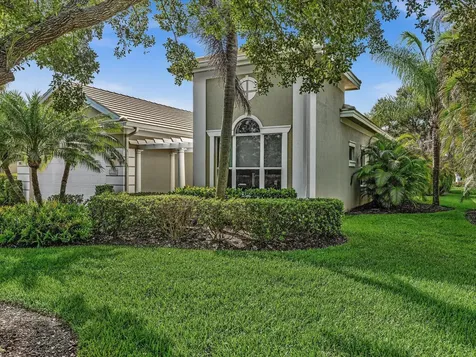 1286 River Reach Drive Vero Beach FL 32967
