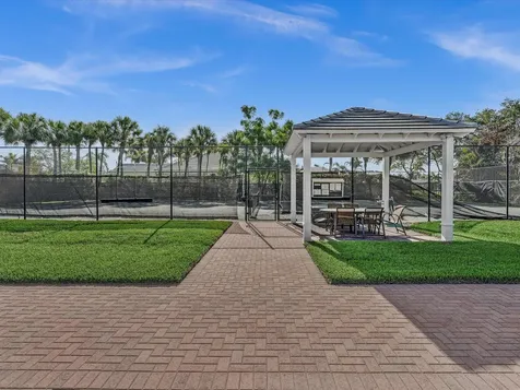 1286 River Reach Drive Vero Beach FL 32967