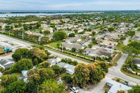 1047 Miner Road Lake Worth FL 33462