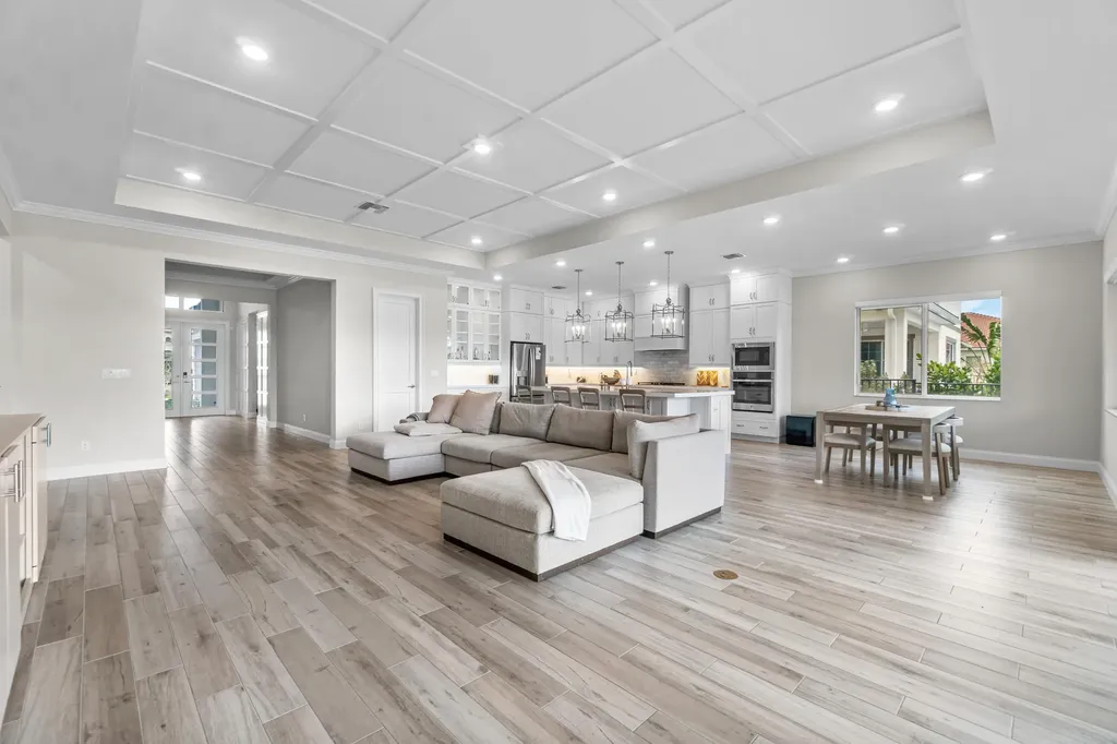 12272 Waterstone Circle Palm Beach Gardens FL 33412